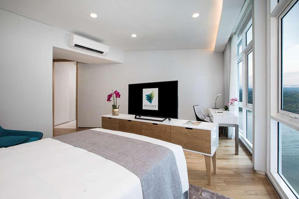 Pinetree Marina Resort Nusajaya  Ruang foto
