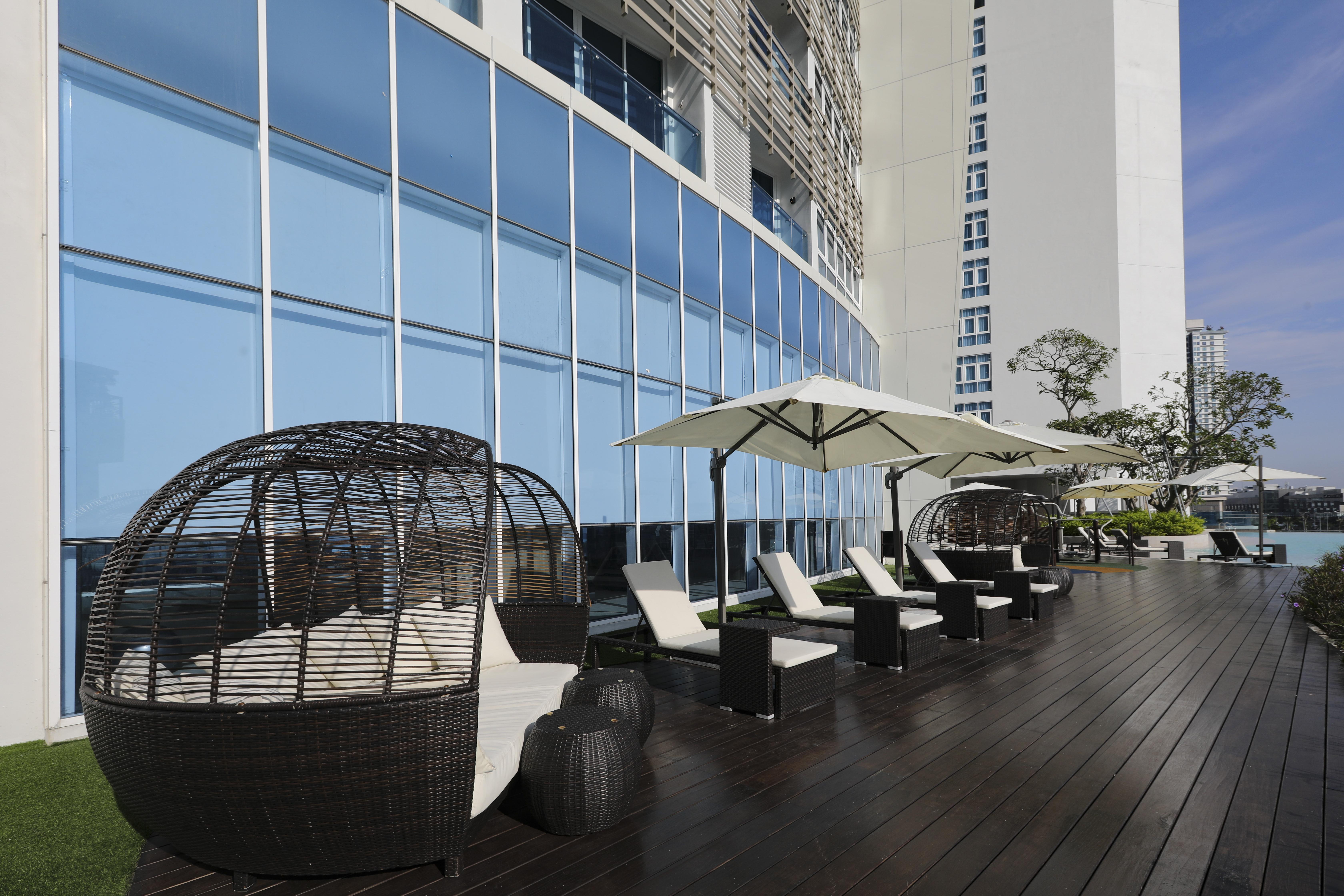 Pinetree Marina Resort Nusajaya  Bagian luar foto