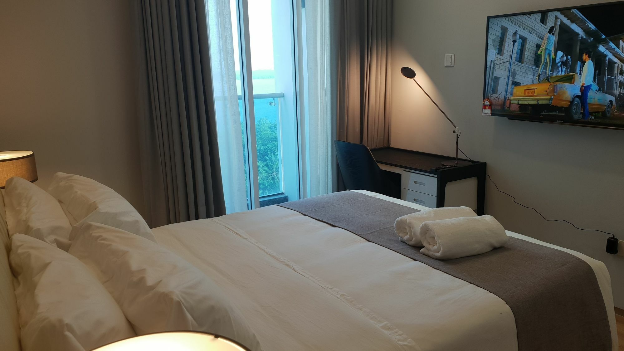 Pinetree Marina Resort Nusajaya  Bagian luar foto